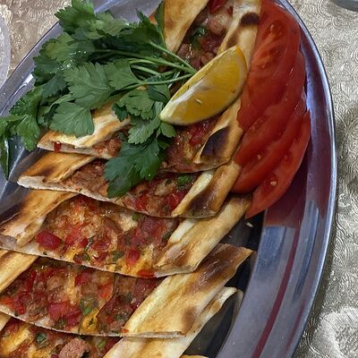 Пиде с мясом в Чайхана Ансар кебаб по цене 570 ₽