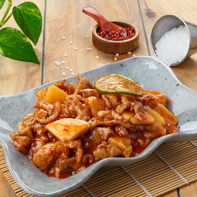 Свинина Му Тай/泰式猪 в Шикэ по цене 705 ₽