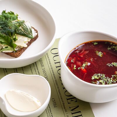 Фирменный борщ от шефа в М2 Органик Клуб Зиларт по цене 960 ₽