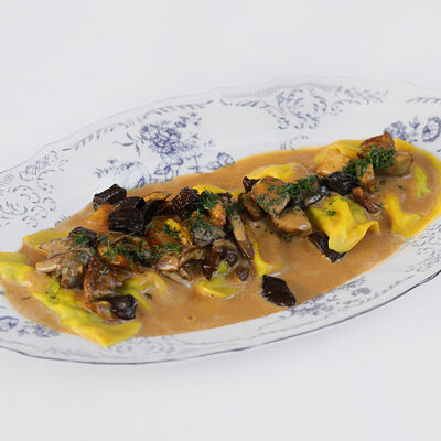 Вареники с грибами в Обломов по цене 1170 ₽