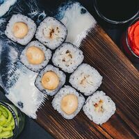 Ролл спайси угорь в Sushi Time