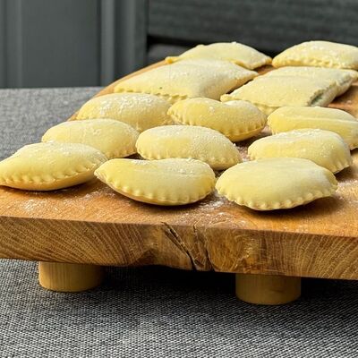 Равиоли со шпинатом в Ava Restafe по цене 19 р.