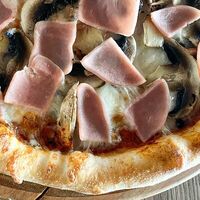 Пицца Прошутто фунги в Истории со вкусом