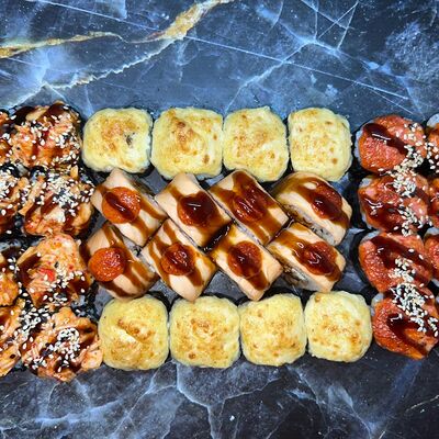 Запеченный сет в Две палочки Астрахань по цене 2440 ₽