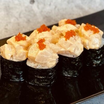 Ролл Вулкан в Икура Экспресс по цене 650 ₽