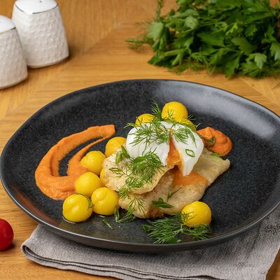 Филе судака с кабачковой икрой и картофелем шато в Победа по цене 620