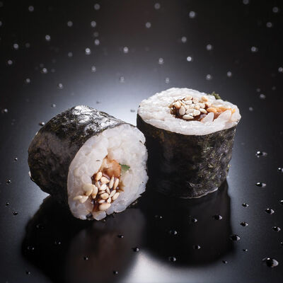 Унаги маки/хосомаки в Sushi & More по цене 350 ₽