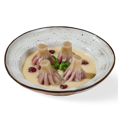 Сладкие хинкали с вишней в Сами Сусами по цене 390 ₽