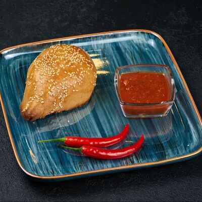 Самса тандырная в Чайхонa бapaкaт по цене 250 ₽