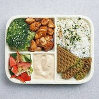 Норвежский бенто с куриным филе в терияки в Vaffel