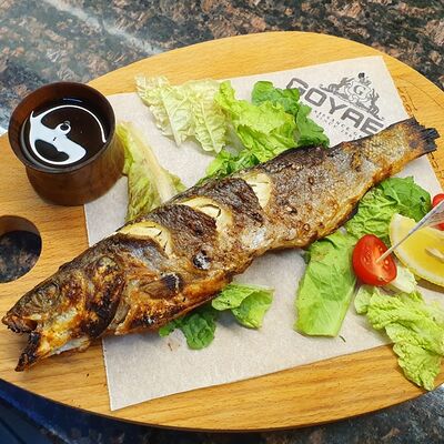 Форель на вертеле в Шафран по цене 1020 ₽