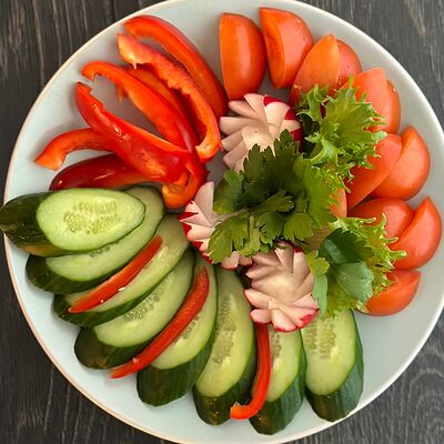 Овощи свежие в Грейс HALL по цене 350 ₽