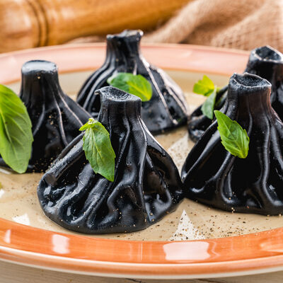 Хинкали с сибасом в MANANA по цене 490