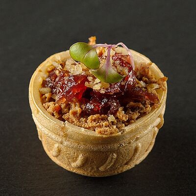 Тарталетка с паштетом в Brusketta.pro по цене 172 ₽