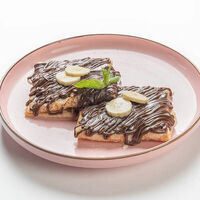 Блинчики с нутеллой и бананом в Coffee BOOM Roasters and Bakery