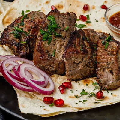 Шашлык из свиной вырезки в Мангал холл по цене 1320 ₽