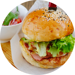 Бургер с курицей в Butch&Dutch по цене 510 ₽