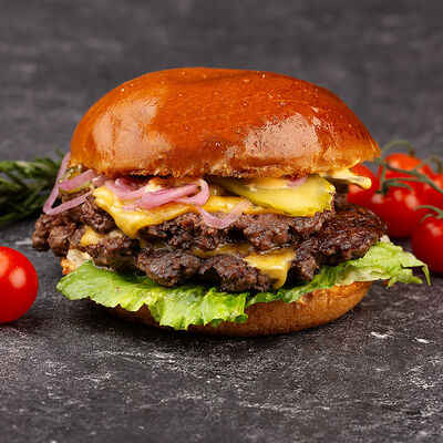 Бургер Двойной удар в Крылышки & Рёбрышки по цене 891 ₽