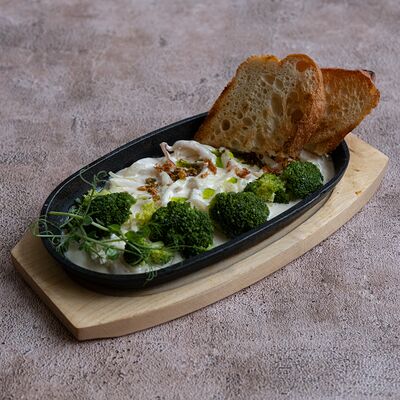 Нежный кальмар в сливочном соусе в Акапулько по цене 700 ₽