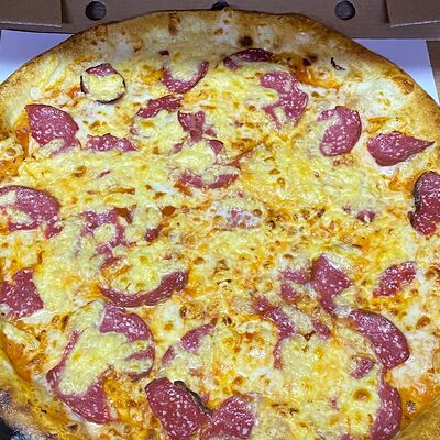 Салями в Пицца на дровах по цене 799 ₽