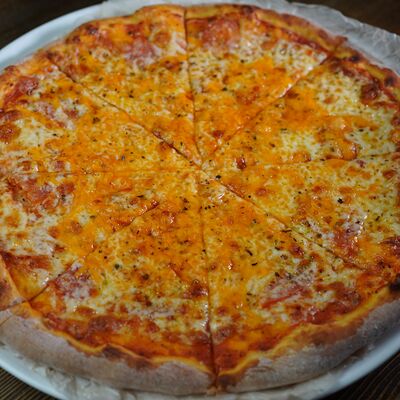 Пицца Квадро Формаджи в Рандеву по цене 860 ₽