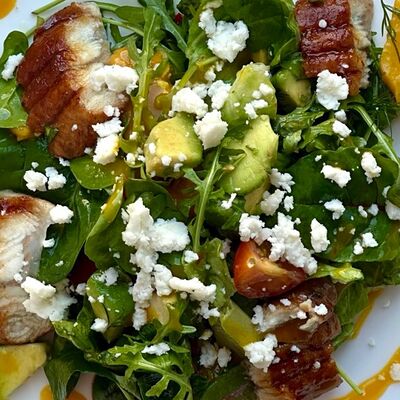 Угорь, манго, авокадо, мягкий сыр в Crystal по цене 830 ₽