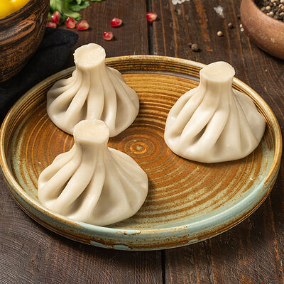 Хинкали со свининой и говядиной 3шт в Гамарджоба по цене 395 ₽