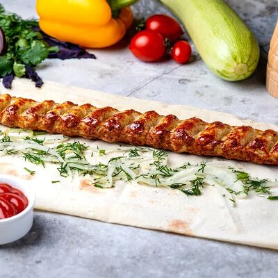 Люля-кебаб в лаваше (баранина) в Шашлычная 1 по цене 560 ₽