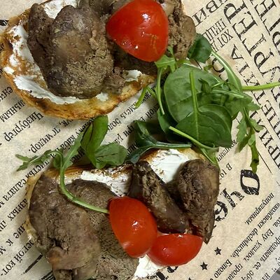 Брускетты с куриной печенью в Альтштадт по цене 420 ₽