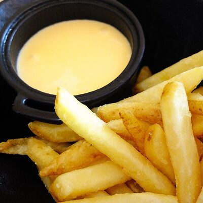 Картофель фри в Смоки-паб Станция по цене 380 ₽