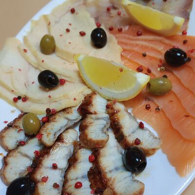 Рыбное плато в Оазис кафе по цене 1200 ₽