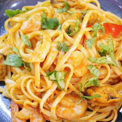 Паста Том ям в Шницельная по цене 390 ₽