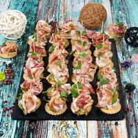 Канапе Будапешт в All Canape