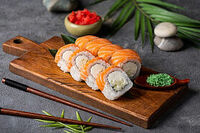 Яблочный лосось в SushiKent