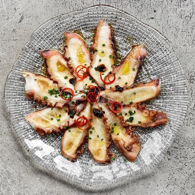 Тирадито, осьминог, чили кранч в Tokyo Sushi по цене 1910 ₽