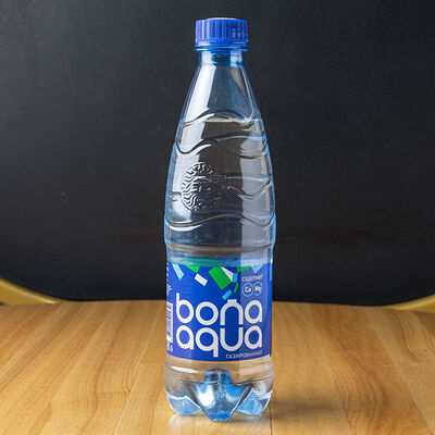 Бонаква газированная в Шаурма Ваах по цене 130 ₽