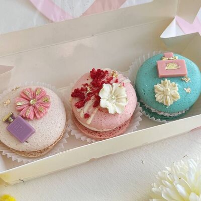 Набор макарон к 8 Мартав Tortterry по цене 540