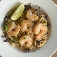 Удон с креветками в Ava Restafe