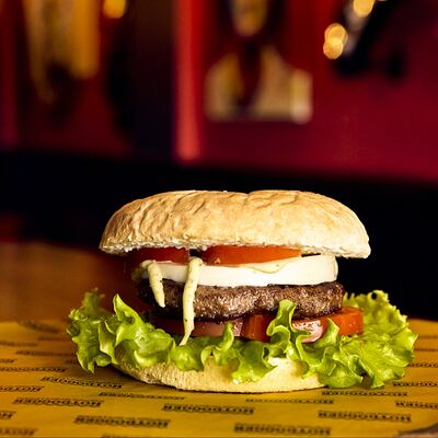 Капрезе бургер в Хорошее Место по цене 469 ₽