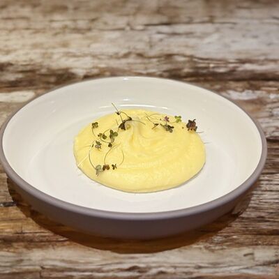 Сливочное картофельное пюре в Паб Мира по цене 220 ₽