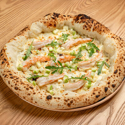 Пицца с креветками и цукини в Olio по цене 1090 ₽