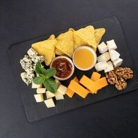 Сырная нарезка в Beef & Beer