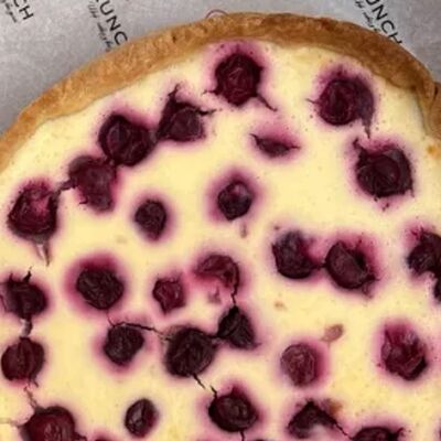 Пирог с вишней и рикоттой в Твой Бранч по цене 46 р.