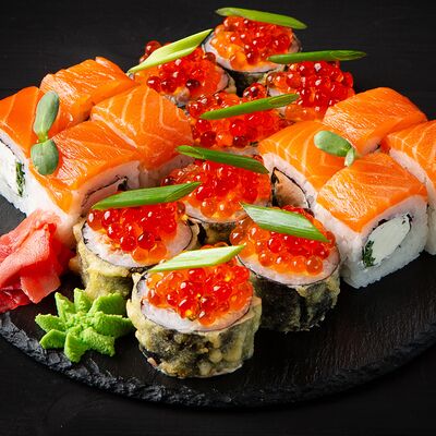 Север-Восток в Sushi n roll по цене 1683 ₽