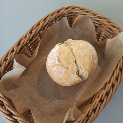 Булочка белая бездрожжевая в Мой кофе по цене 107 ₽