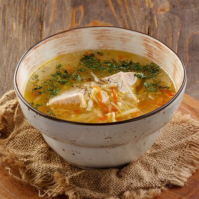 Суп куриный с лапшой по-домашнему в У Ханумы по цене 350 ₽