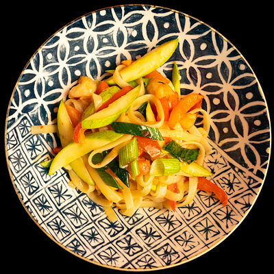 Вок с креветкой в Ultramen.jp по цене 490 ₽