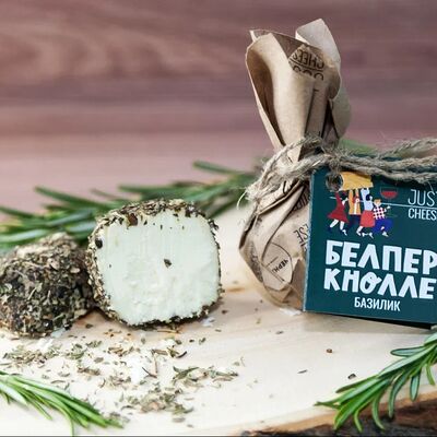 Сыр Белпер Кнолле (базилик) в Магазин крафтовых сыров имороженого Creme & Caramel по цене 220 ₽