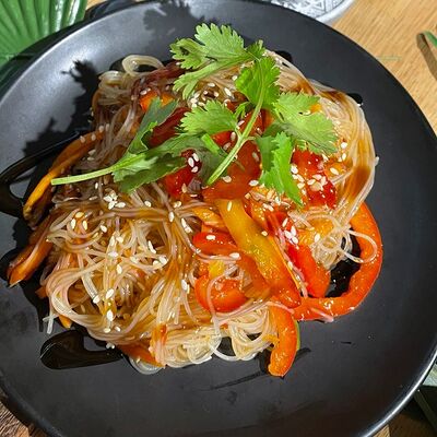 Фунчоза с овощами в Wok Street по цене 279 ₽