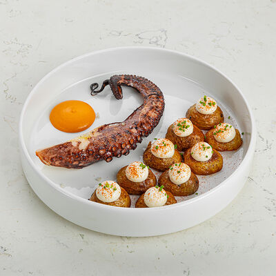 Осьминог по-галисийски в SFB Minsk по цене 67 р.